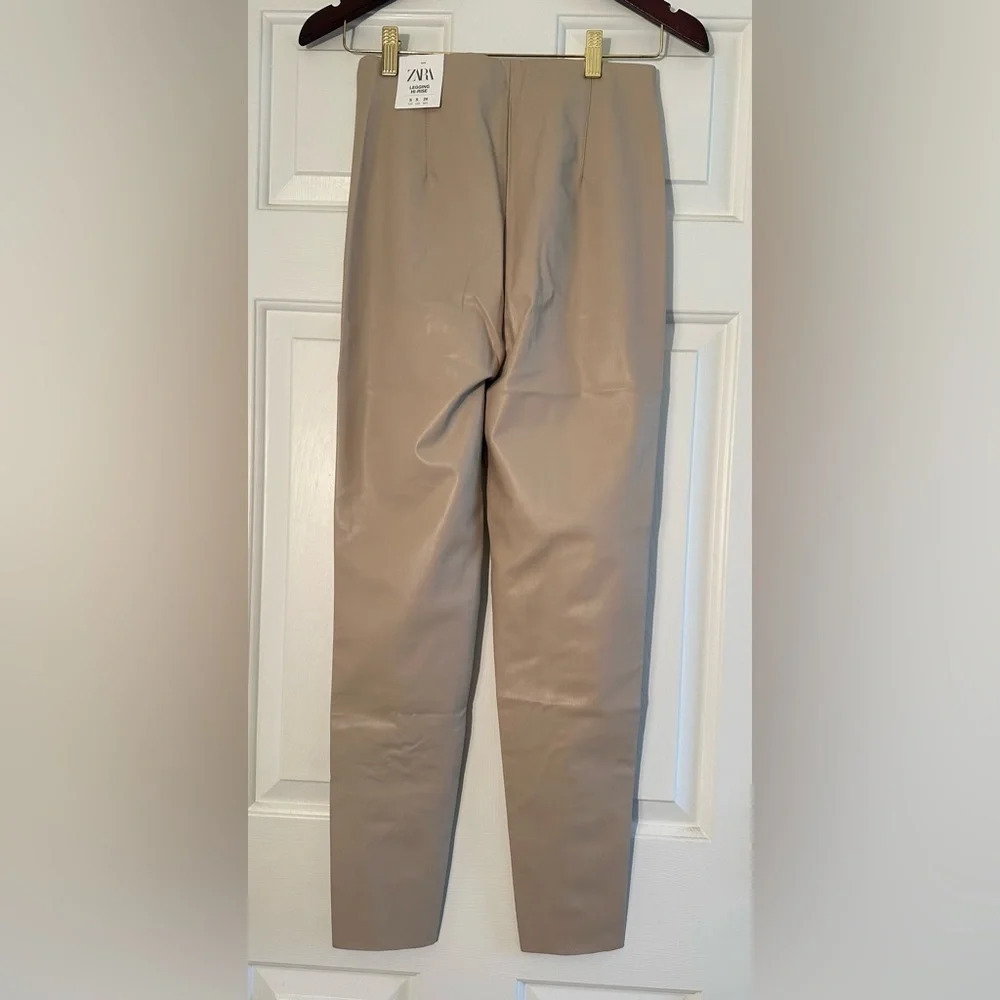 ZARA NWT Hi Rise Legging Faux Leather SMALL Side Zip Elastic Waist Pull On Camel - Picture 4 of 13